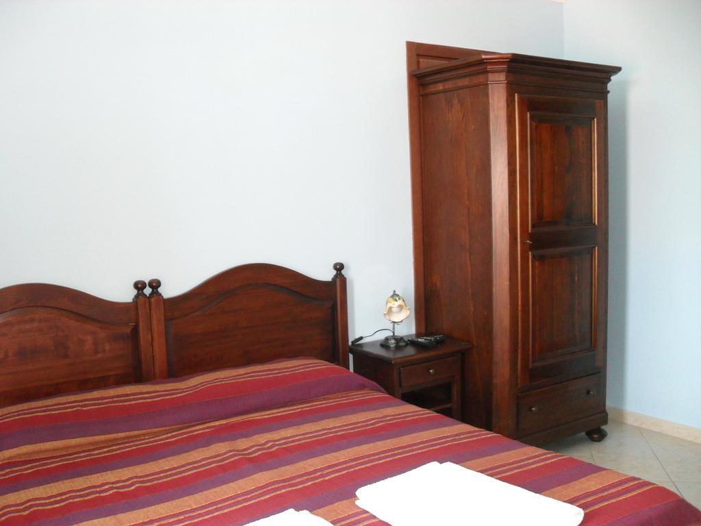 Hotel Piro Torrenova  Habitación foto
